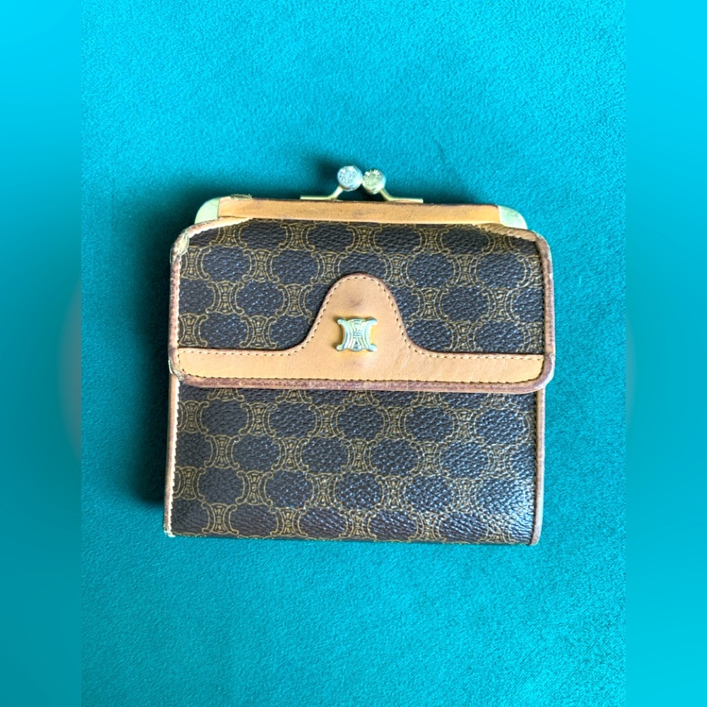 Auth. CELINE Macadam Leather Bifold Wallet